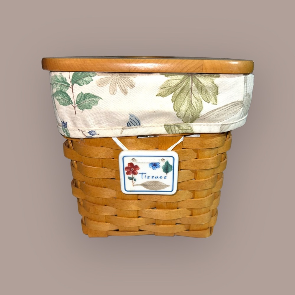Vintage Longaberger Tissue Box Holder Basket